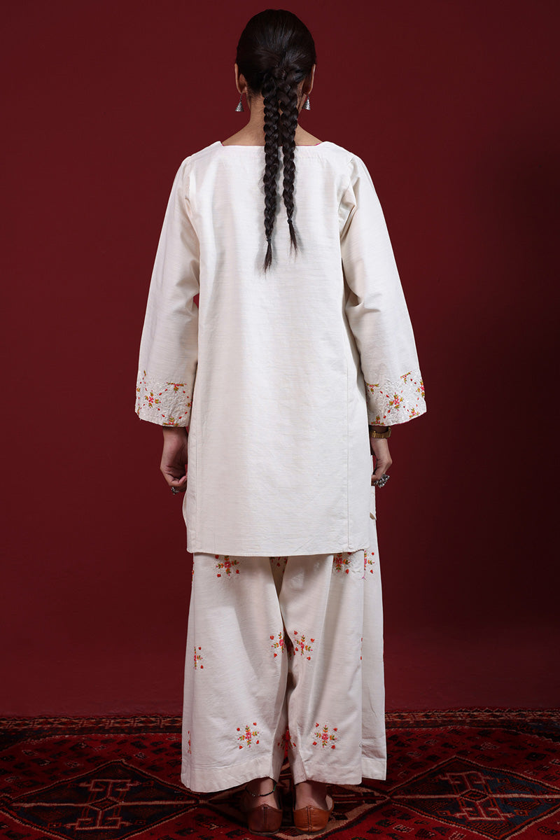 Hand Embroidered Tapestry Set