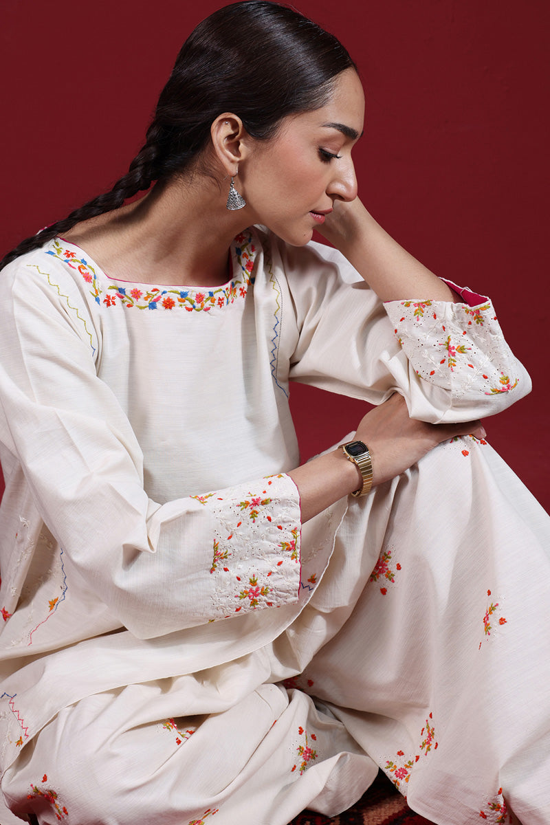 Hand Embroidered Tapestry Set
