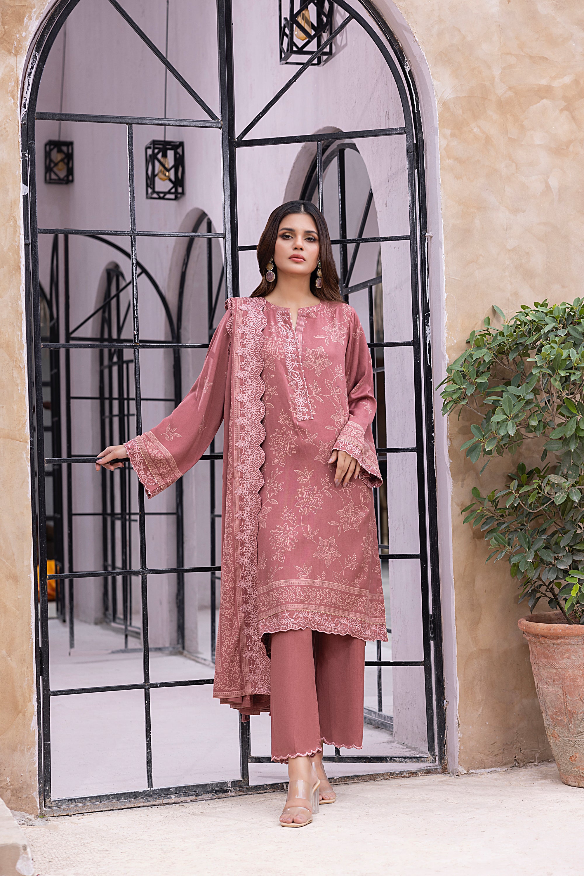 03-pc Printed Embroidered Cashmi Wool