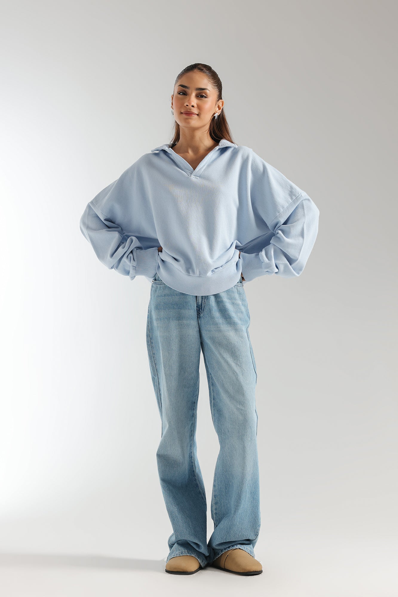 sweatshirt